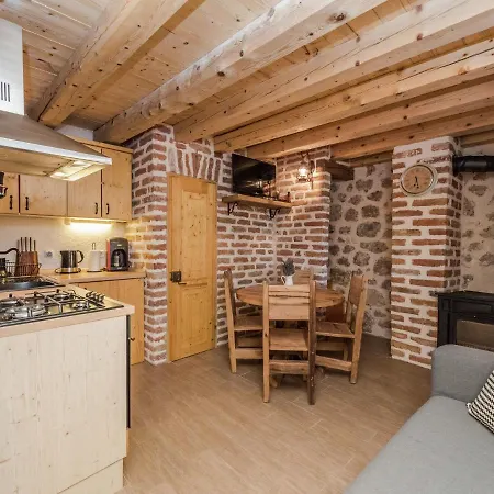 Holiday home Cozy With Garden In Starigrad Paklenica